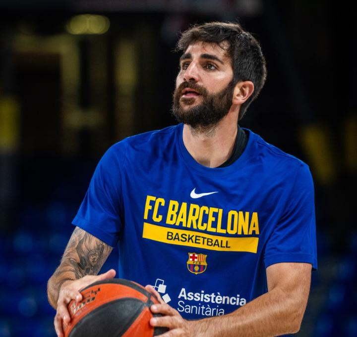 九游官网入口-关于巴塞罗那篮球队发布备战花絮，赛前队长鼓劲，欧篮联任务艰巨，年轻球员获得机会的信息