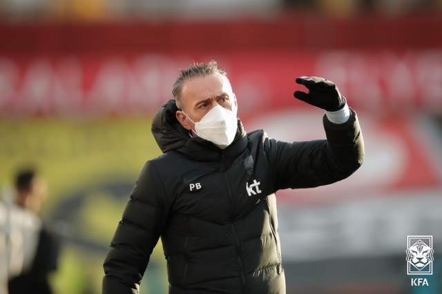 九游娱乐官方平台-今晨体能课后，北京首钢队长鼓劲备战亚冠，管理层满意，医务组通报恢复(军事训练体育大纲细则)